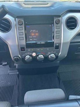 Used 2018 Toyota Tundra SR5 image 10