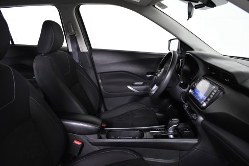 Used 2022 Nissan Kicks SV image 26