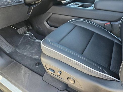 New 2026 GMC Sierra EV Elevation image 4