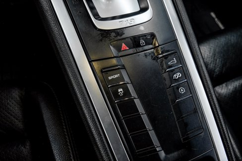 Used 2022 Porsche 718 Cayman image 30