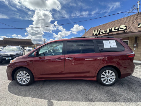 Used 2019 Toyota Sienna AWD image 25