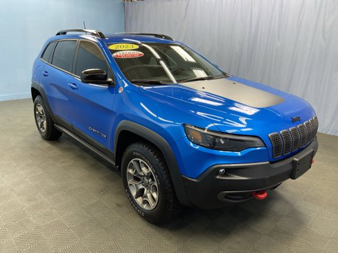 Certified 2023 Jeep Cherokee Trailhawk w/ Trailer Tow Group image 1