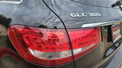 Used 2019 Mercedes-Benz GLC 300 w/ Premium Package image 10