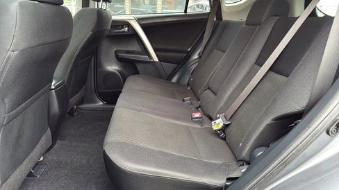 Used 2015 Toyota RAV4 XLE image 21