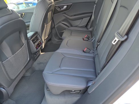 New 2026 Audi Q8 Premium Plus image 6