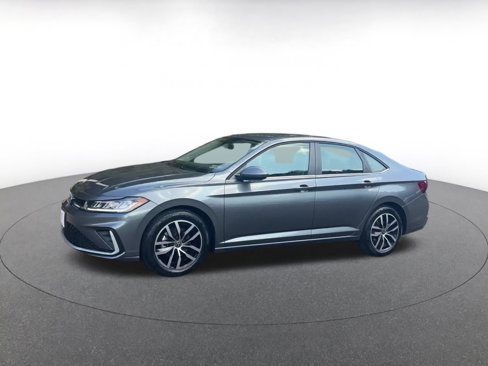 Used 2025 Volkswagen Jetta SE image 8