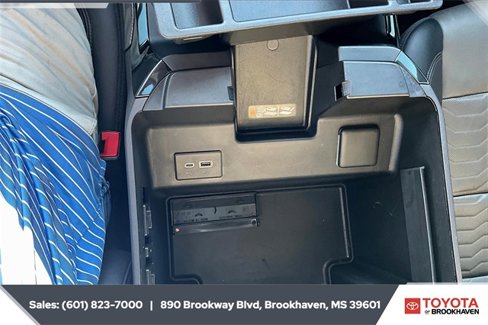Used 2024 Chevrolet Silverado 1500 ZR2 w/ Technology Package image 23