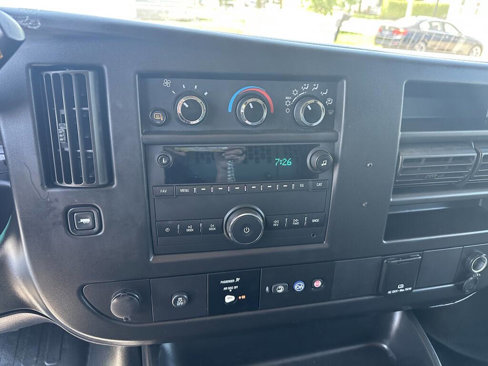 Used 2022 Chevrolet Express 2500 image 23