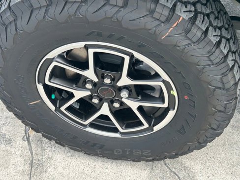 New 2025 Jeep Wrangler Unlimited Rubicon image 17