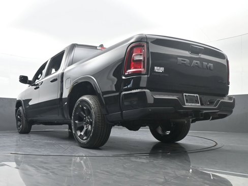 New 2025 RAM 1500 4x4 Crew Cab image 54