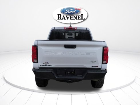 Used 2023 Chevrolet Colorado ZR2 image 5