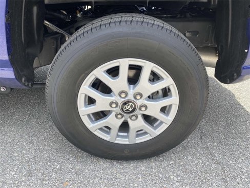 Used 2025 Toyota Tacoma SR5 image 8