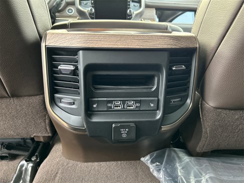 New 2025 RAM 2500 Limited image 19
