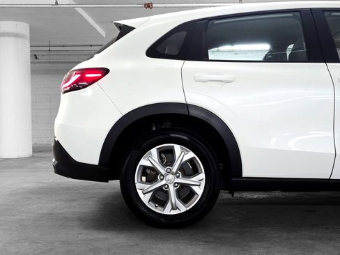 Certified 2024 Honda HR-V LX image 19