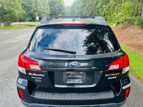 Used 2012 Subaru Outback 2.5i Limited w/ Moonroof Pkg image 7