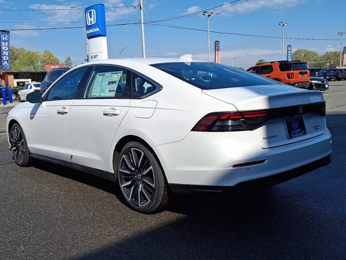 New 2025 Honda Accord Touring image 4
