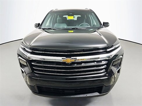 New 2026 Chevrolet Traverse LT w/ LPO, Floor Liner Package image 2