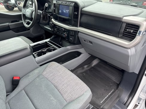 Used 2024 Ford F250 XLT image 30
