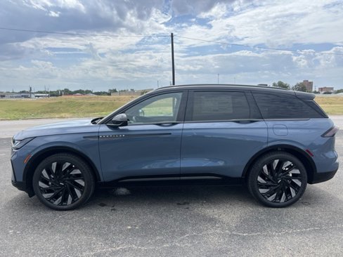New 2025 Lincoln Nautilus Reserve w/ Jet Appearance Package image 6