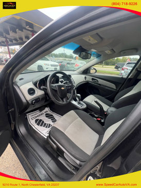 Used 2011 Chevrolet Cruze LS w/ Connectivity Package image 8