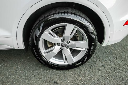 Used 2018 Audi Q5 2.0T Premium Plus w/ Premium Plus Package image 12