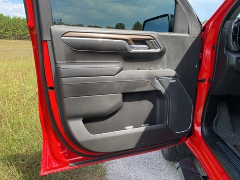 Used 2022 Chevrolet Silverado 1500 LT Trail Boss w/ Convenience Package II image 13