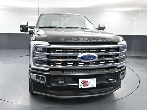 Used 2024 Ford F250 Platinum image 11