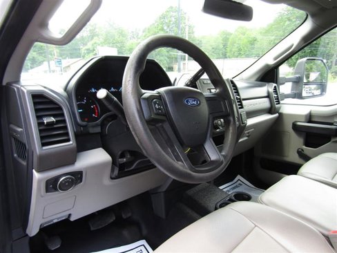 Used 2019 Ford F350 XL image 11