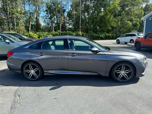 Used 2022 Honda Accord Touring image 4