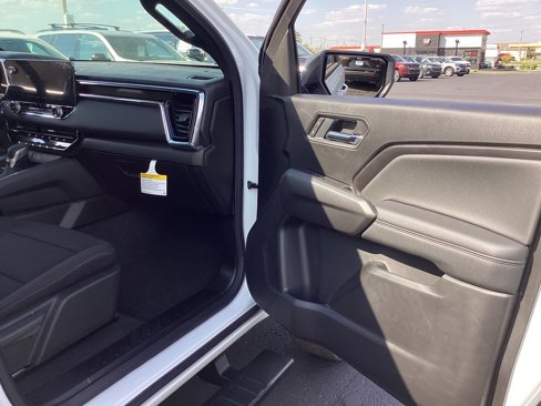 New 2026 GMC Canyon Elevation w/ Convenience Package image 28