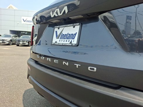 Used 2022 Kia Sorento S image 30