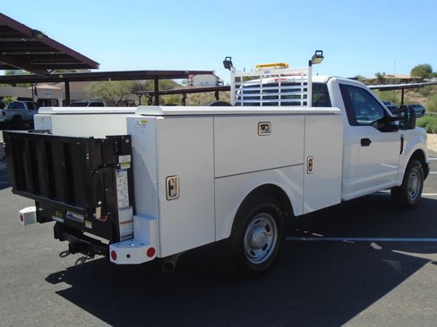 Used 2017 Ford F250 XL image 4