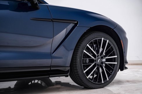 New 2025 Aston Martin DBX 707 image 14