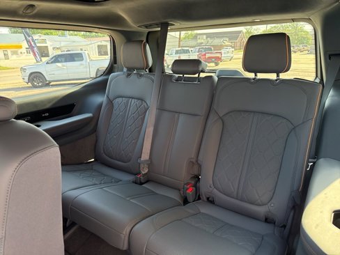 New 2024 Jeep Grand Wagoneer Series III w/ Flexible Seating Group image 17