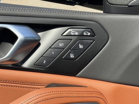 New 2026 BMW X6 M60i image 19