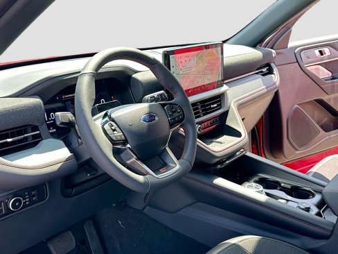 New 2025 Ford Explorer ST image 4