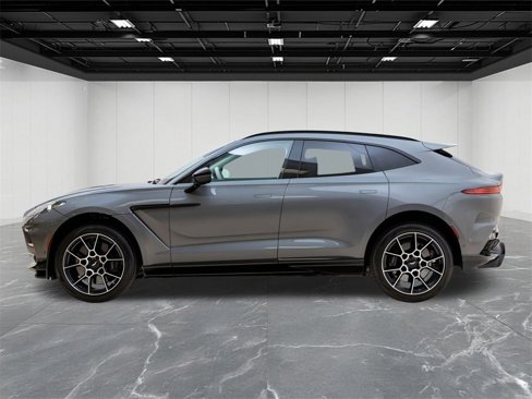 New 2025 Aston Martin DBX 707 image 2