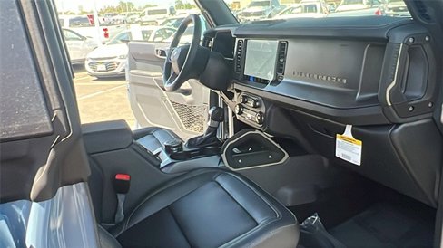 New 2025 Ford Bronco Badlands image 12