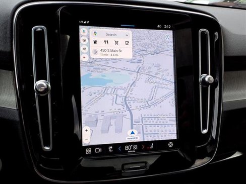 Used 2023 Volvo XC40 B5 Plus w/ Driver Assist Package image 28