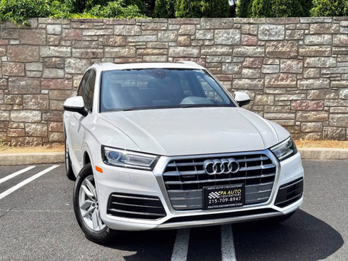 Used 2020 Audi Q5 2.0T Premium w/ Convenience Package image 2