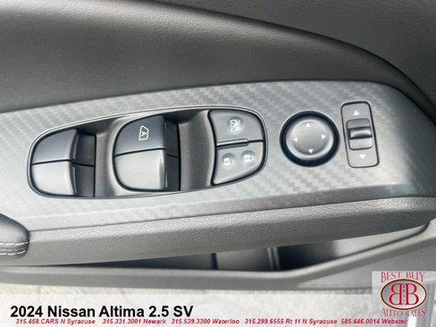 Used 2024 Nissan Altima 2.5 SV image 12