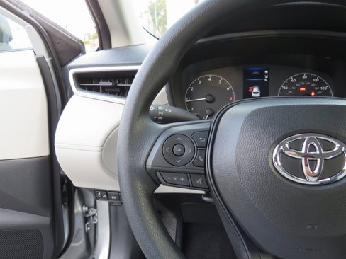 New 2025 Toyota Corolla Cross L image 33