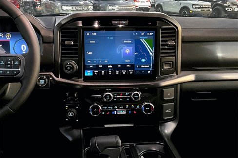 New 2025 Ford F150 Lariat image 7