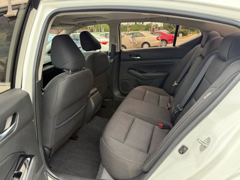 Used 2021 Nissan Altima 2.5 SV image 10
