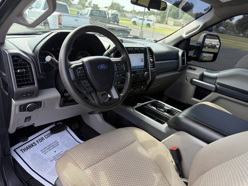 Used 2021 Ford F250 XLT w/ XLT Premium Package image 6