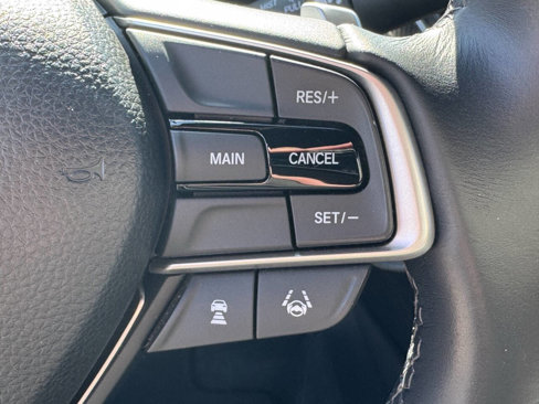 Used 2018 Honda Accord Sport image 21