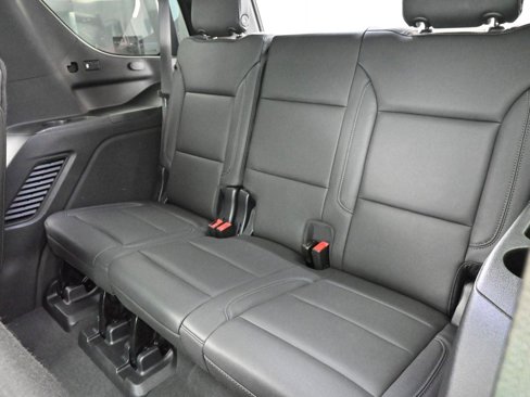 Used 2023 Chevrolet Tahoe Z71 image 33
