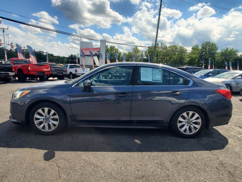 Used 2017 Subaru Legacy 2.5i Premium image 2