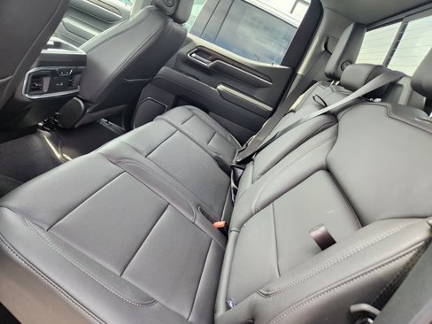 New 2026 GMC Sierra 1500 SLT w/ SLT Premium Plus Package image 8