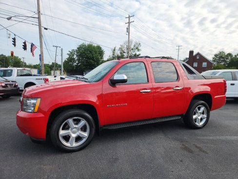 Used 2012 Chevrolet Avalanche LT w/ All-Star Edition image 11